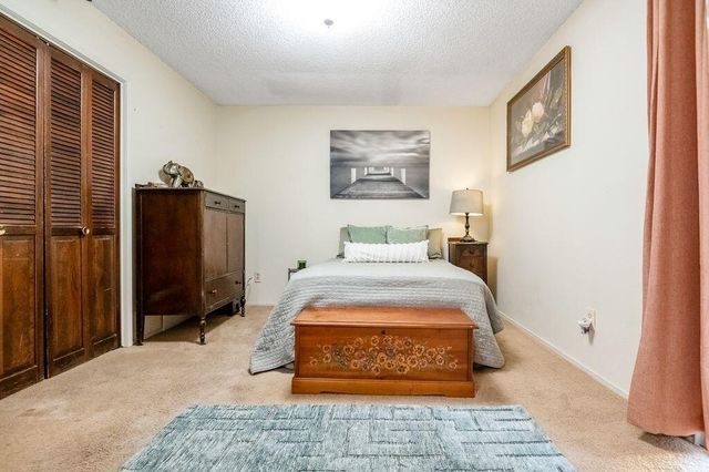 3015 S Jacob Street, Visalia, CA 93277