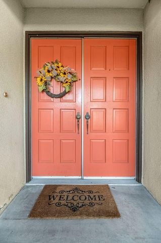 3015 S Jacob Street, Visalia, CA 93277