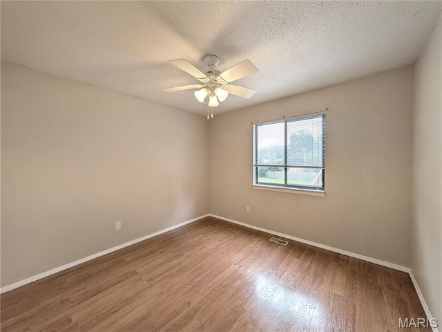 1957 Tealwood Cove Drive, Florissant, MO 63031