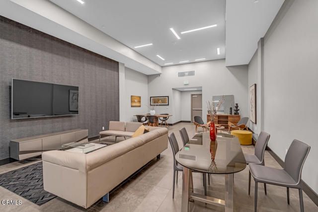 178 S Euclid Avenue 310, Pasadena, CA 91101