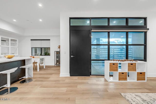 178 S Euclid Avenue 310, Pasadena, CA 91101