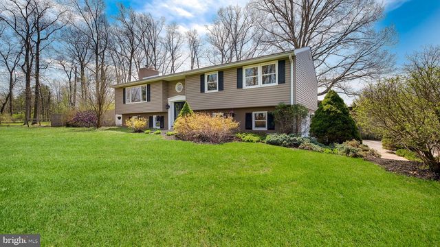 152 BLOOMING GLEN RD, Perkasie, PA 18944