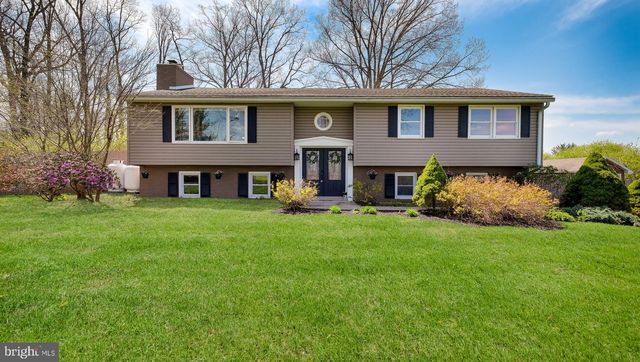 152 BLOOMING GLEN RD, Perkasie, PA 18944
