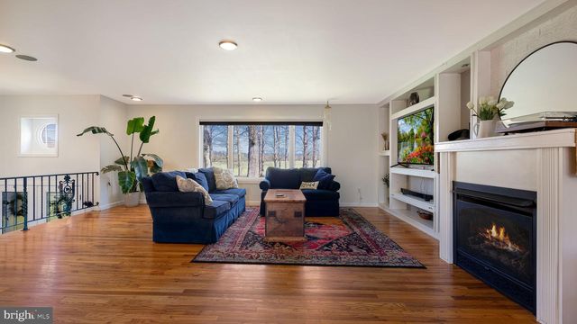 152 BLOOMING GLEN RD, Perkasie, PA 18944