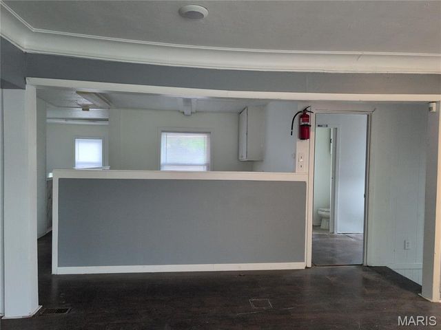 1723 S New Florissant Road, Florissant, MO 63031