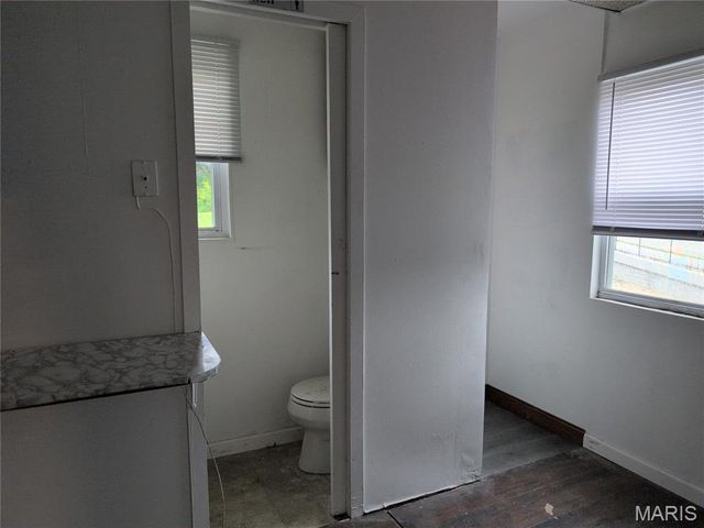 1723 S New Florissant Road, Florissant, MO 63031