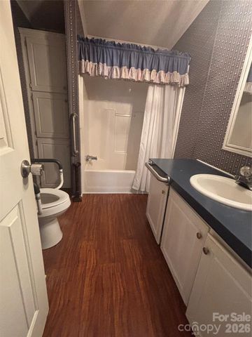 3557 Gladden Drive, Lincolnton, NC 28092