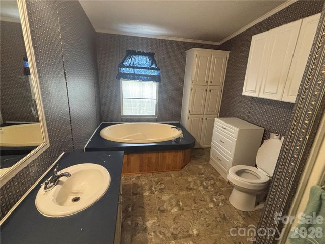 3557 Gladden Drive, Lincolnton, NC 28092