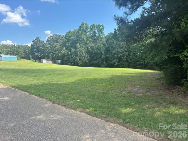 3557 Gladden Drive, Lincolnton, NC 28092