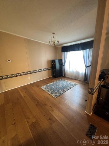 3557 Gladden Drive, Lincolnton, NC 28092