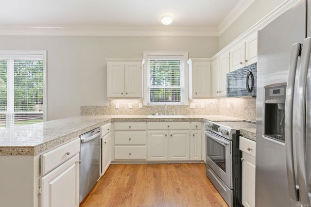 107 Nemours Court, Maumelle, AR 72113