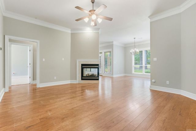 107 Nemours Court, Maumelle, AR 72113