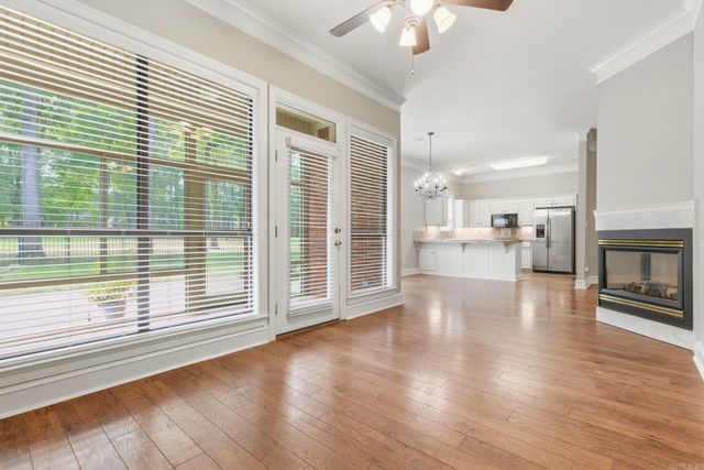 107 Nemours Court, Maumelle, AR 72113