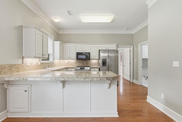 107 Nemours Court, Maumelle, AR 72113