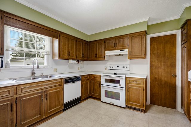 1007 Academy Dr., Conway, SC 29526