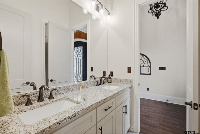 1011 Cotten Rd, Tyler, TX 75704