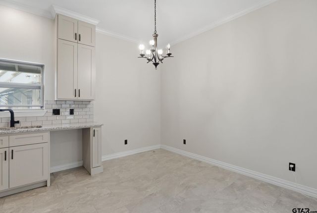 1011 Cotten Rd, Tyler, TX 75704
