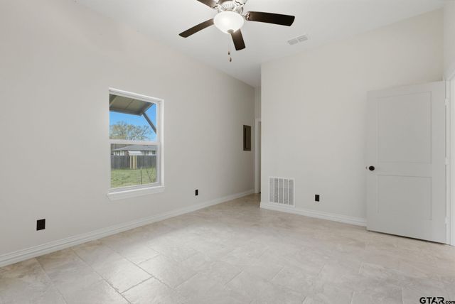 1011 Cotten Rd, Tyler, TX 75704