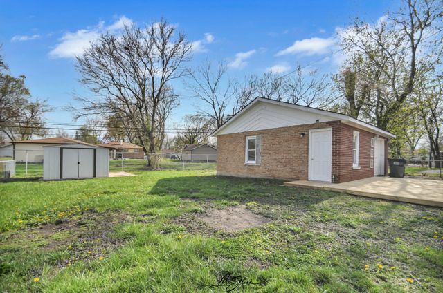 2917 Nottingham Avenue, Markham, IL 60428