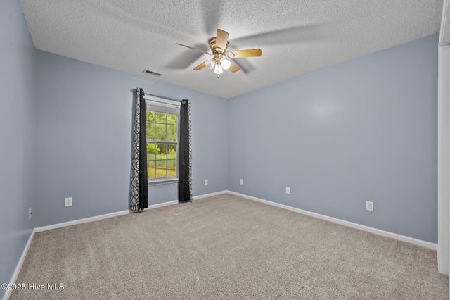 112 Fodder Drive, Hubert, NC 28539