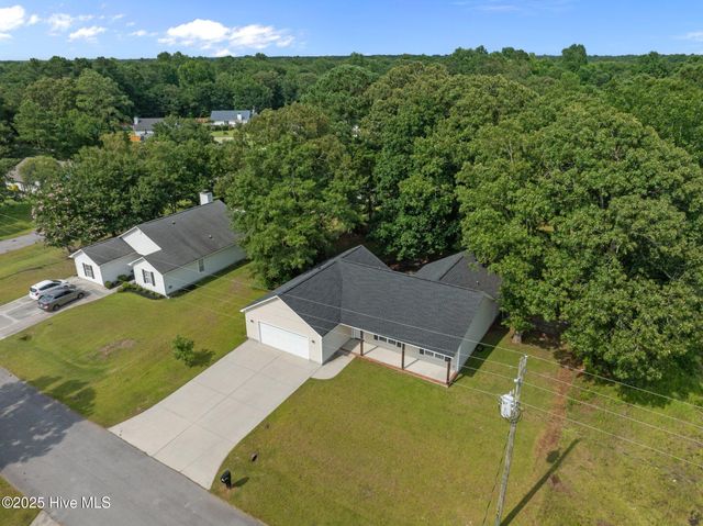 112 Fodder Drive, Hubert, NC 28539