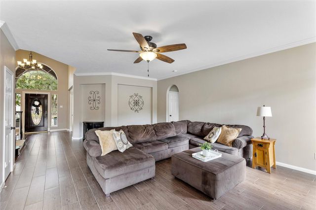 19819 Cherry Oaks Lane, Humble, TX 77346