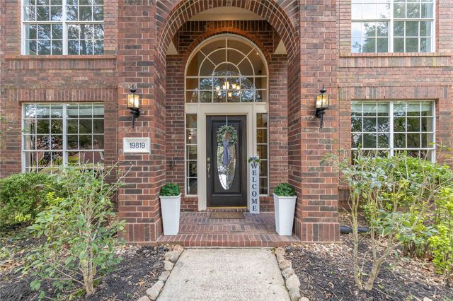 19819 Cherry Oaks Lane, Humble, TX 77346