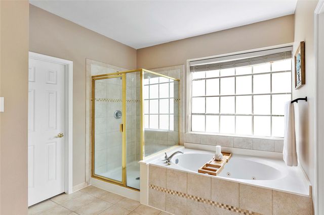 19819 Cherry Oaks Lane, Humble, TX 77346