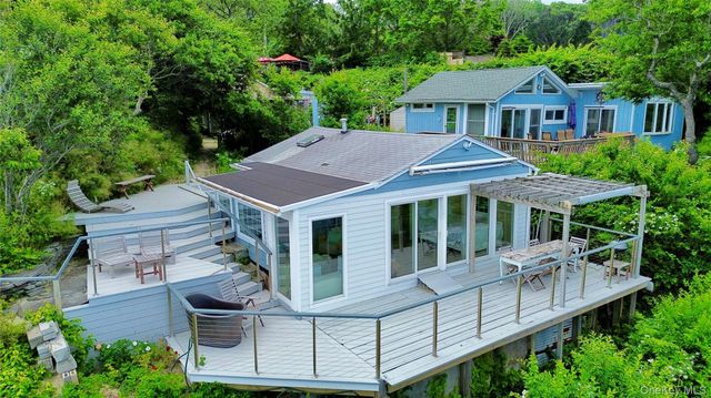 58 Hillcrest Drive, Baiting Hollow, NY 11933