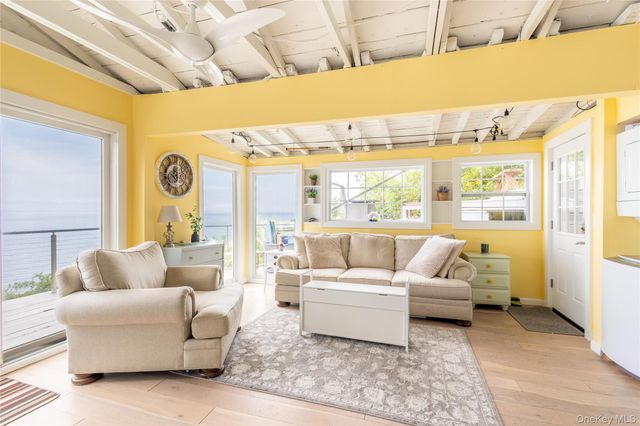 58 Hillcrest Drive, Baiting Hollow, NY 11933