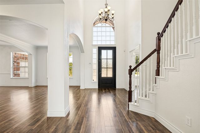 10405 Fairway Vista Drive, Rowlett, TX 75089