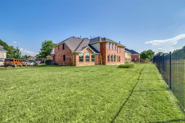 10405 Fairway Vista Drive, Rowlett, TX 75089