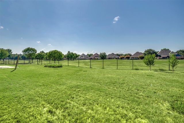 10405 Fairway Vista Drive, Rowlett, TX 75089