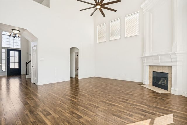 10405 Fairway Vista Drive, Rowlett, TX 75089