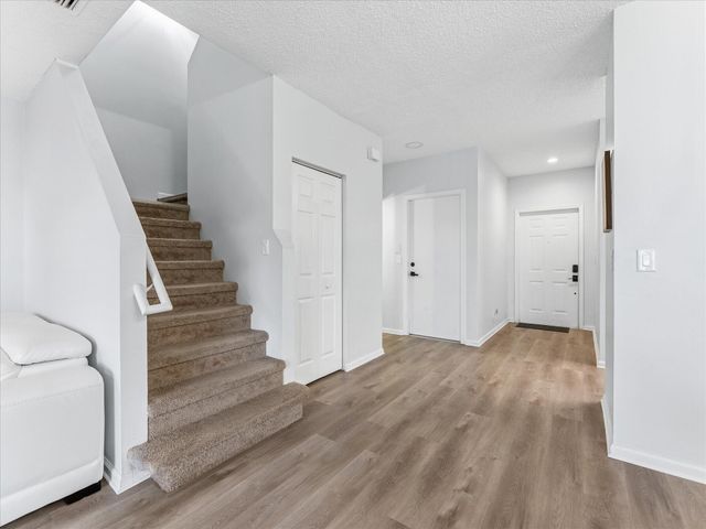 10240 Via Hibiscus 4, Boca Raton, FL 33428