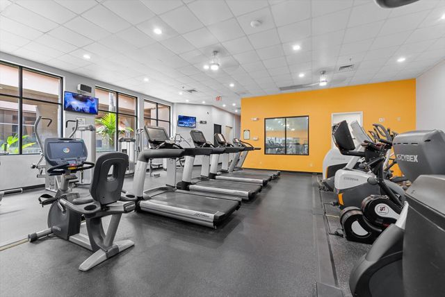 10240 Via Hibiscus 4, Boca Raton, FL 33428