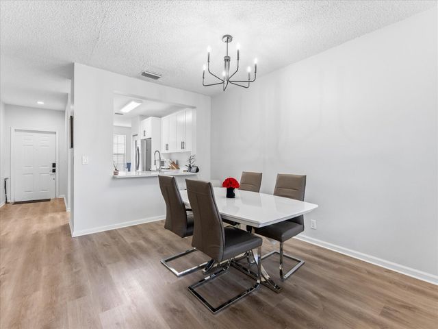 10240 Via Hibiscus 4, Boca Raton, FL 33428