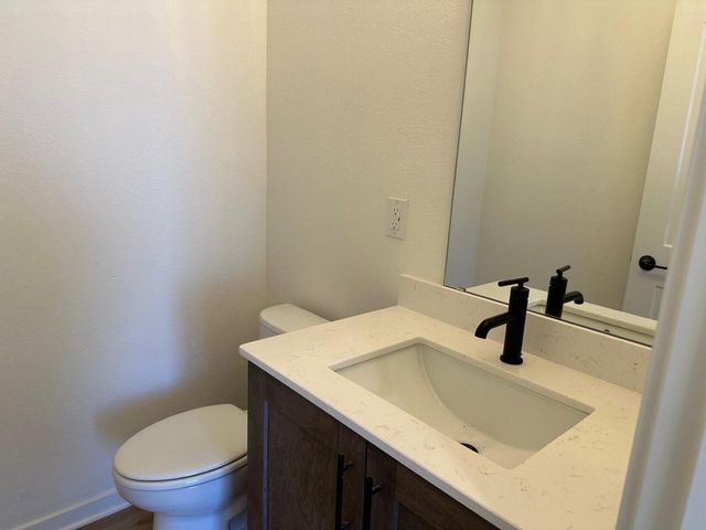 801 Viewpoint DRIVE, Waukesha, WI 53188