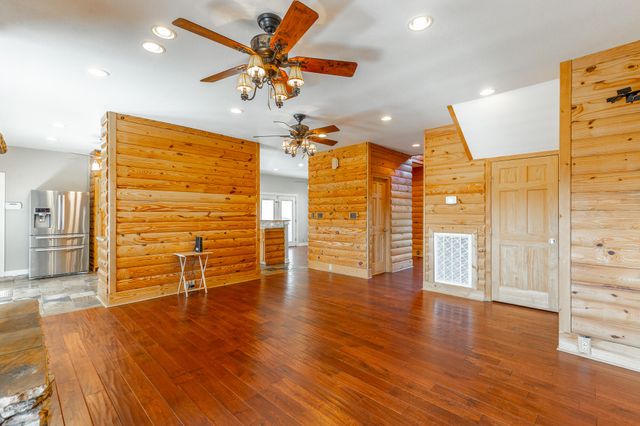 2322 Mowbray Pike, Soddy Daisy, TN 37379