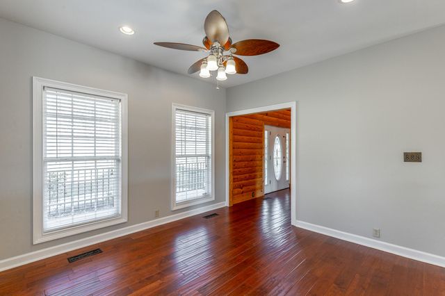 2322 Mowbray Pike, Soddy Daisy, TN 37379