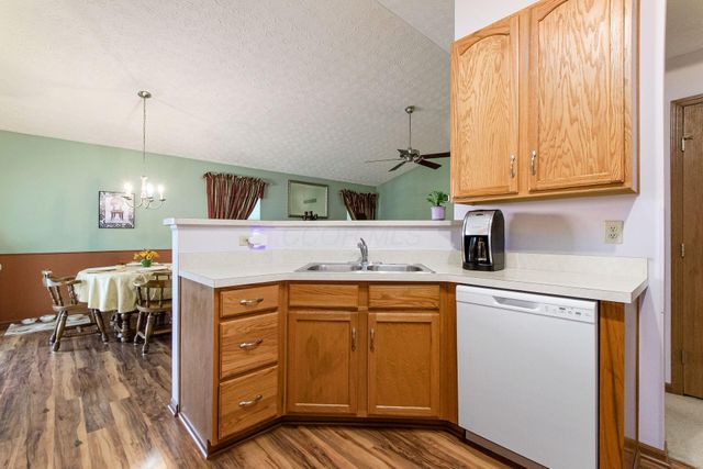 983 Wallace Drive, Delaware, OH 43015