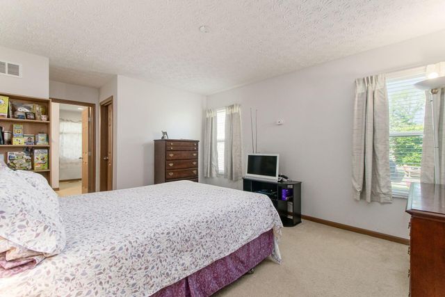 983 Wallace Drive, Delaware, OH 43015