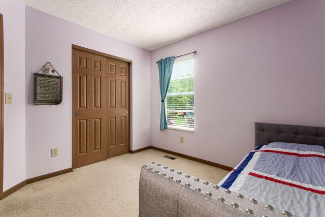 983 Wallace Drive, Delaware, OH 43015