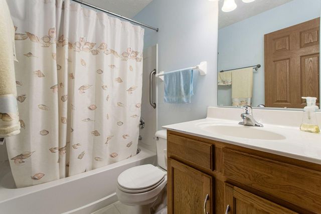 983 Wallace Drive, Delaware, OH 43015