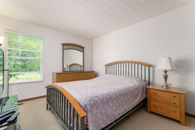 983 Wallace Drive, Delaware, OH 43015