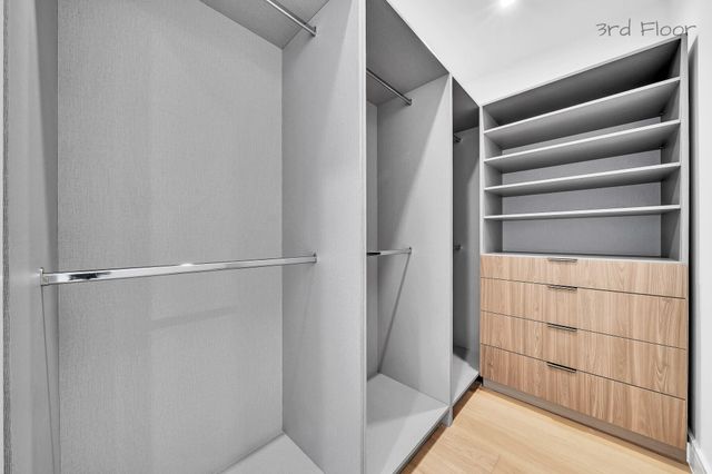 16 Seaside Avenue, Key Largo, FL 33037