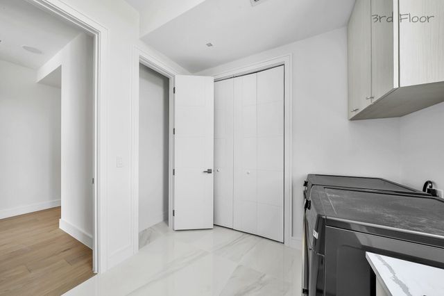 16 Seaside Avenue, Key Largo, FL 33037