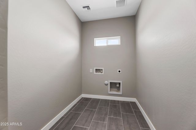 6897 W APPALOOSA Trail, Coolidge, AZ 85128