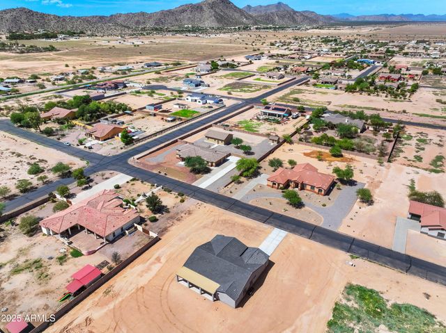 6897 W APPALOOSA Trail, Coolidge, AZ 85128