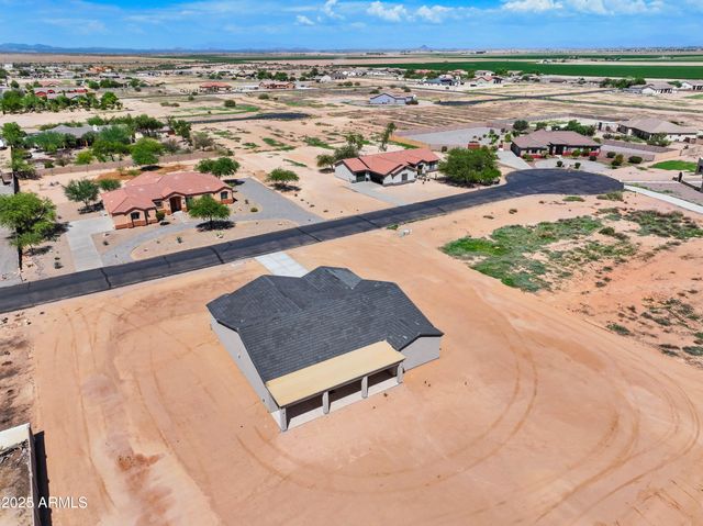 6897 W APPALOOSA Trail, Coolidge, AZ 85128